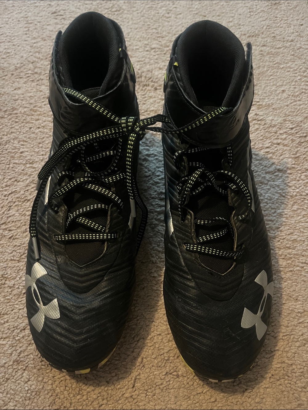 Under Armour Men’s Black Athletic Cleats with Silver Logos